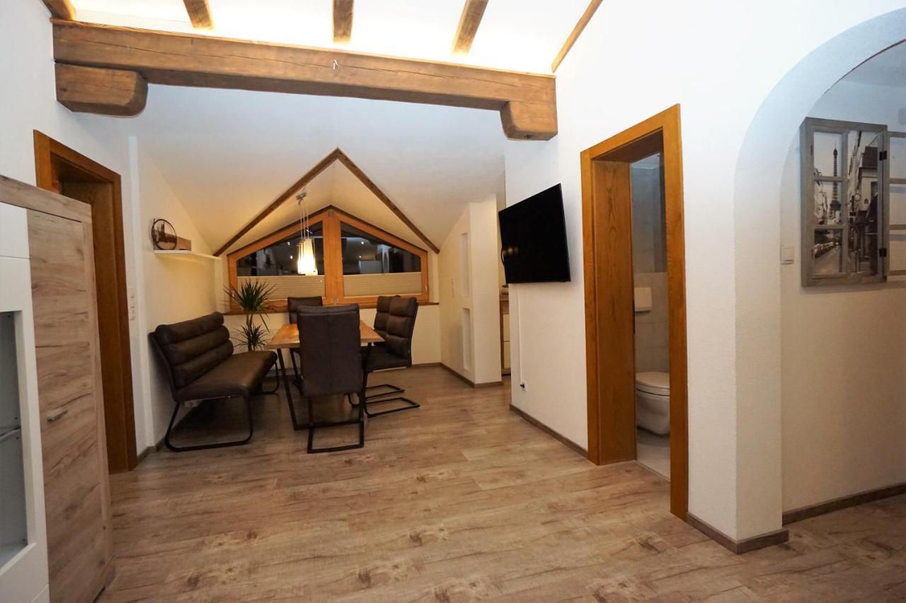 Lisa Apartment